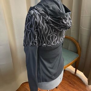 Reversible Lululemon jacket